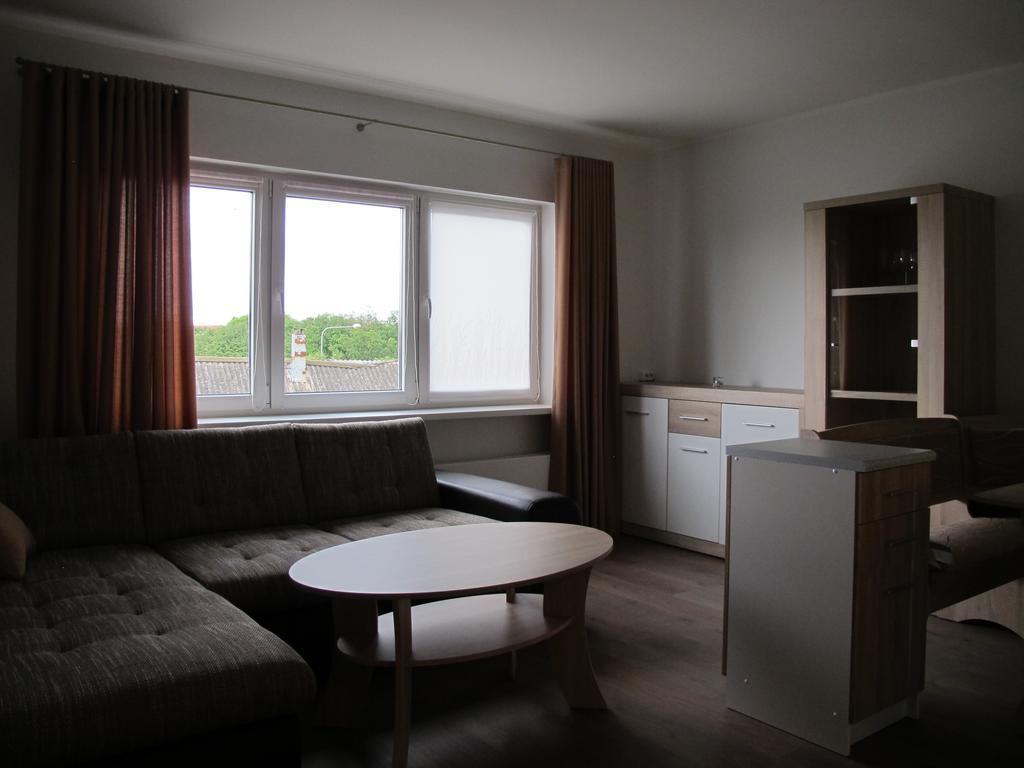 Orissaare Apartment Exterior photo