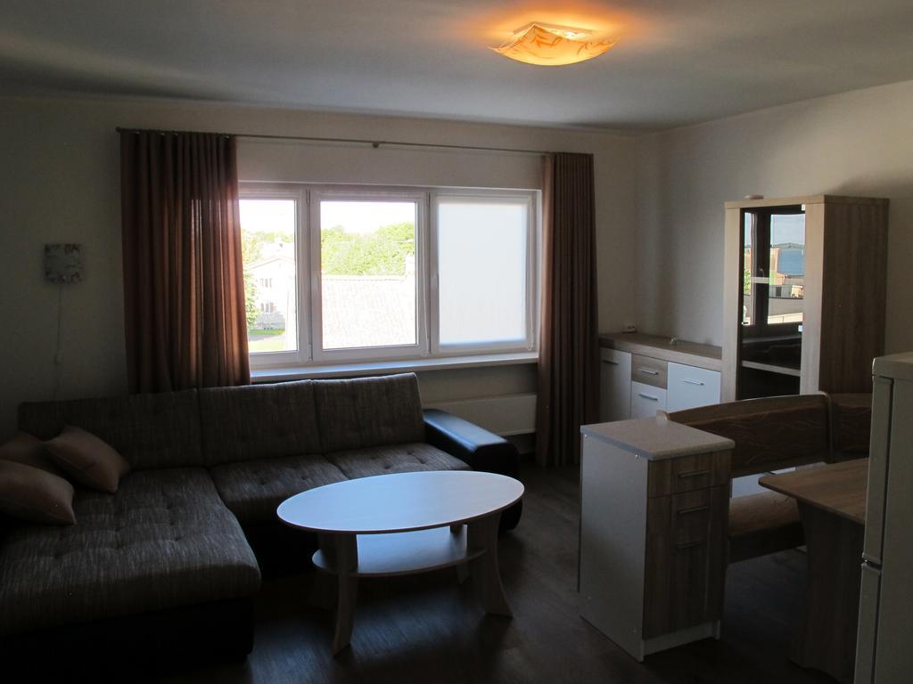 Orissaare Apartment Exterior photo